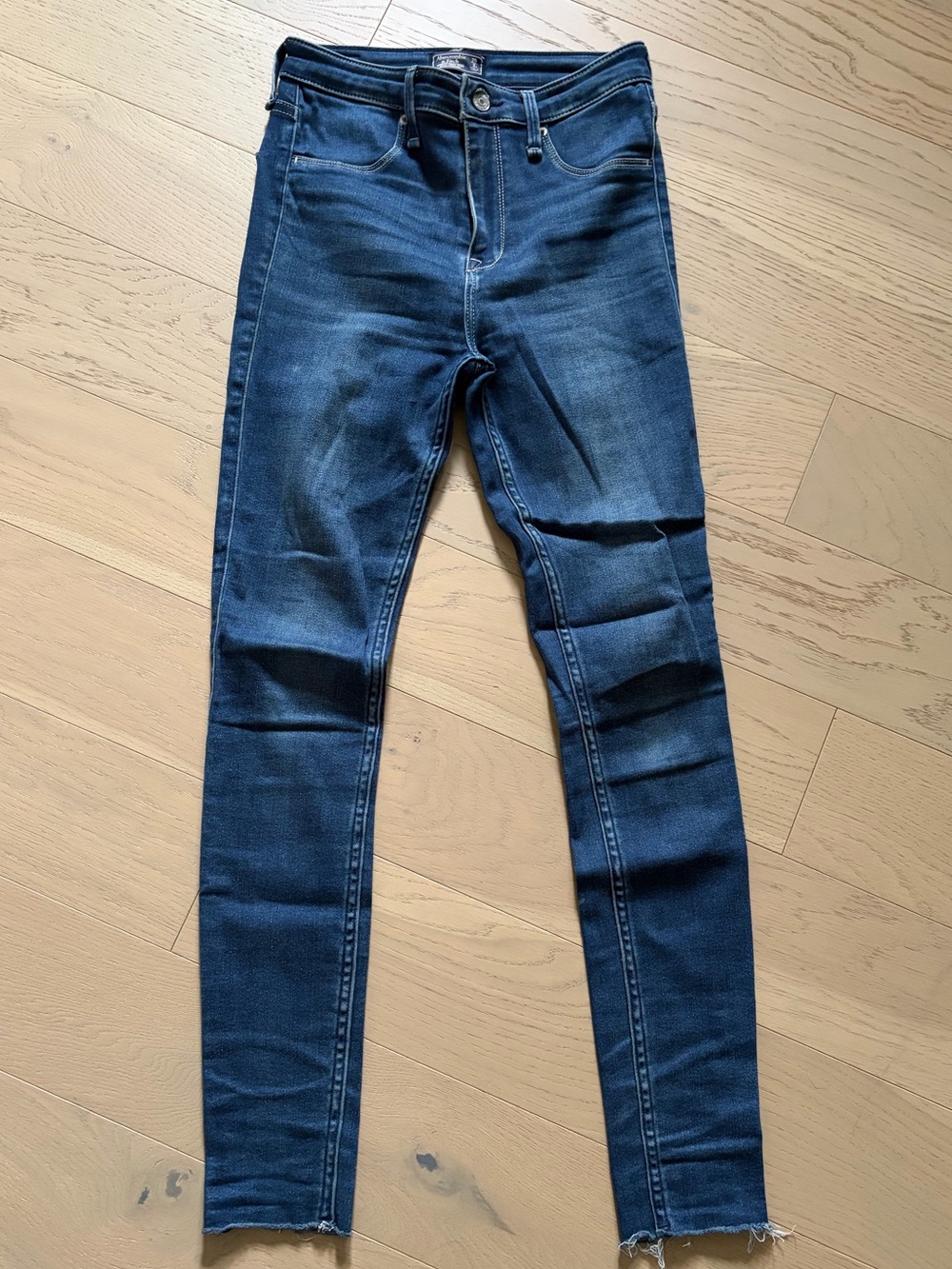 Abercrombie & Fitch Dark Blue Simone High Rise Jean Legging 26/2R